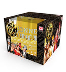 Gold Bonne Année Party Kit For 10 Persons  5 Top Hats, 5 Crowns, 5 Sounding Trumpets, 5 Sounding Blow-Outs, 1 Roll Of 10 Decorative Streamers 